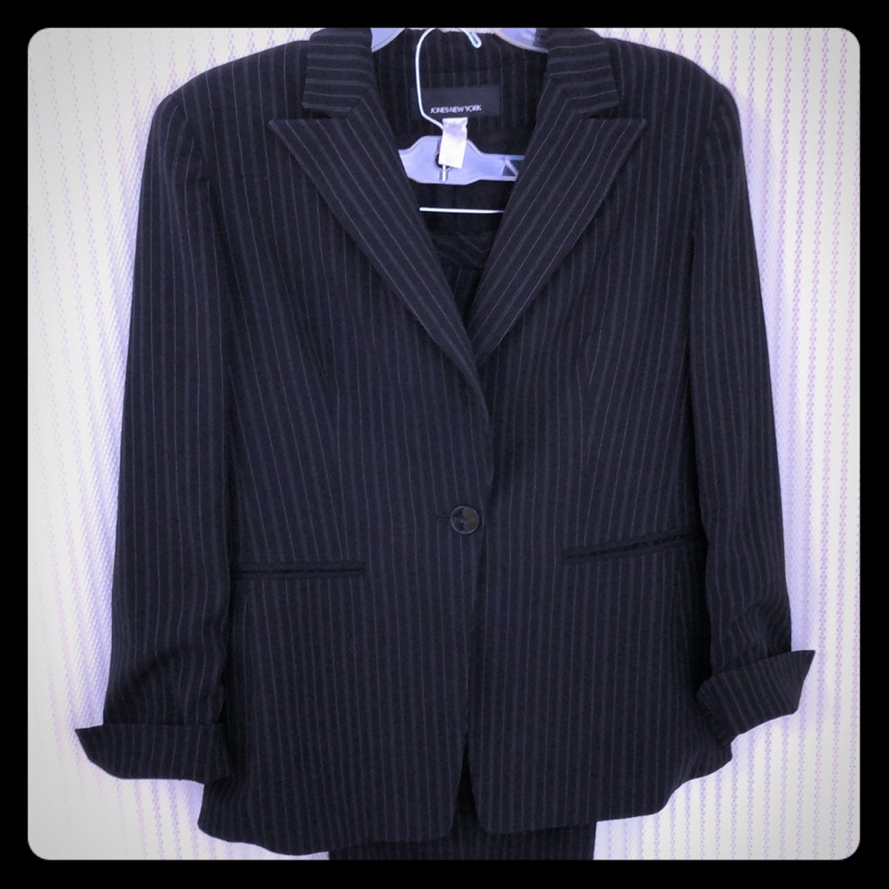 Black w/ white Pinstripes Suit Ladies size 8